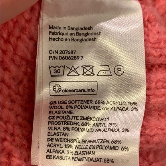 H&M oversized sweater. - Picture 3 of 3